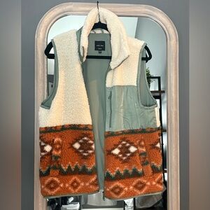 Women’s medium vest